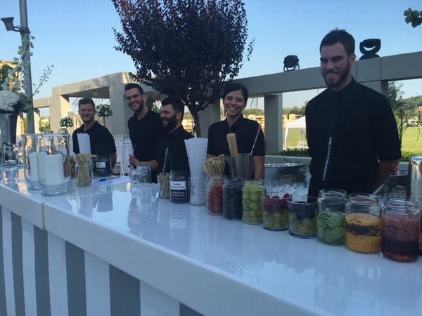 COCKTAIL BAR CATERING